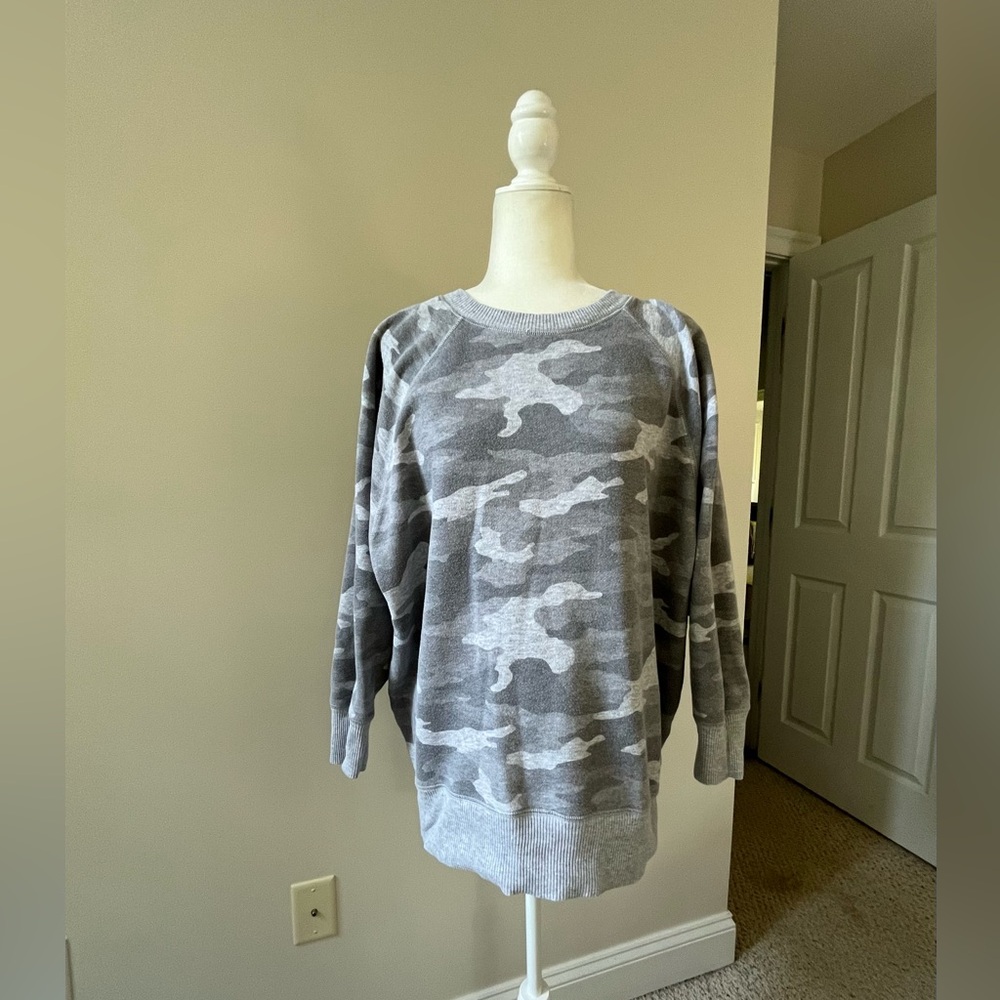 aerie Gray Oversized Camo Crew Neck Sweatshirt